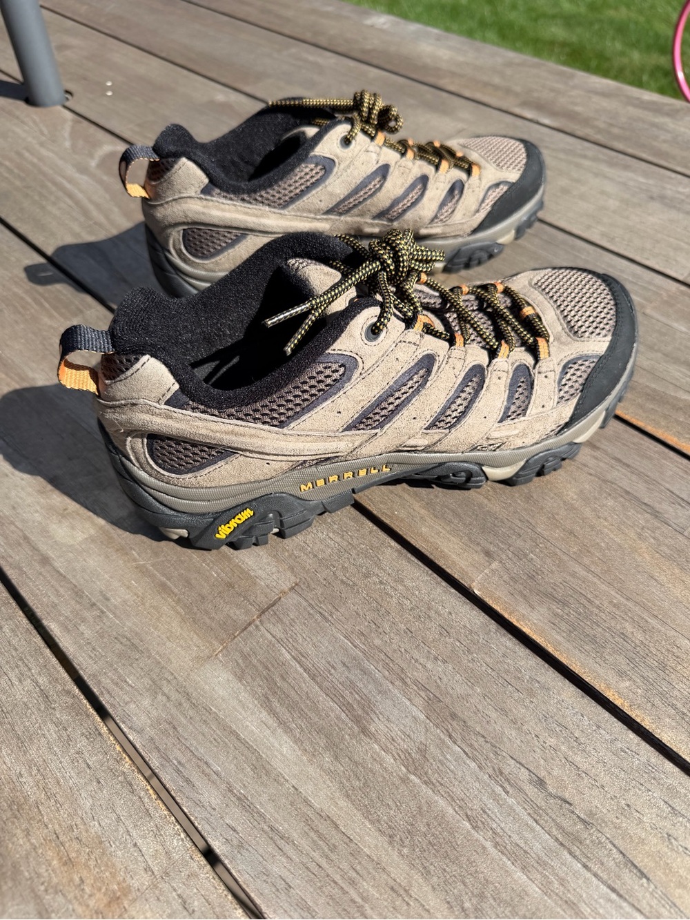 Merrell Moab 3 9.5 Walnut Hiking Shoes Vibrant Suede Men’s JO6011 Outdoors